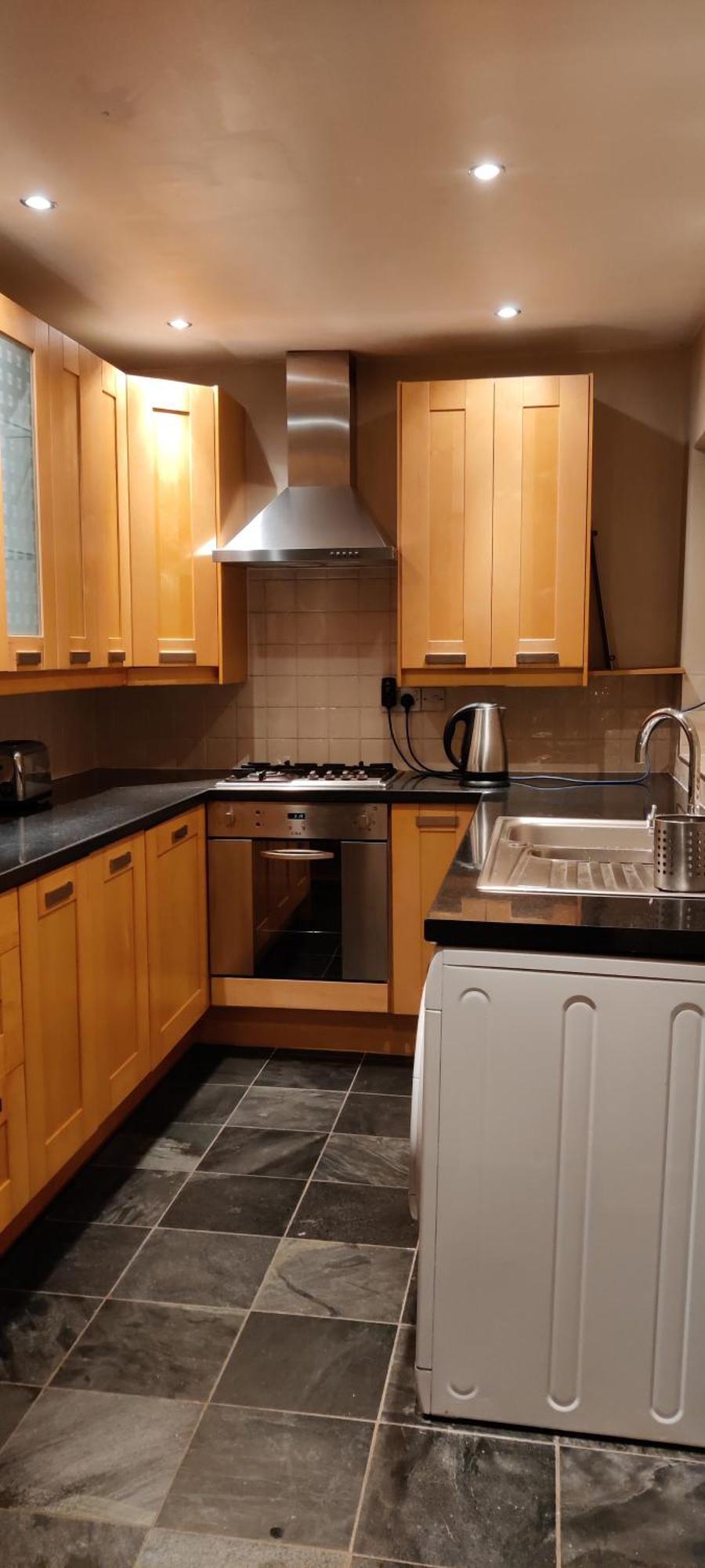 Villa Victorian Semi Detached House Behind The High Street Newton-le-Willows Esterno foto